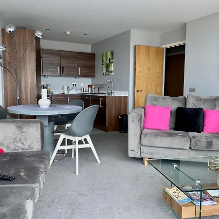 Titanic And Sea View Belfast 2 Bedroom Apartment City Centre Bagian luar foto